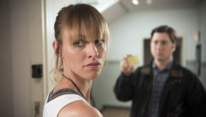 Lindenstraße: Jack (Cosima Viola) in Geldnot: Der Gerichtsvollzieher steht vor der Tür und möchte kassieren.